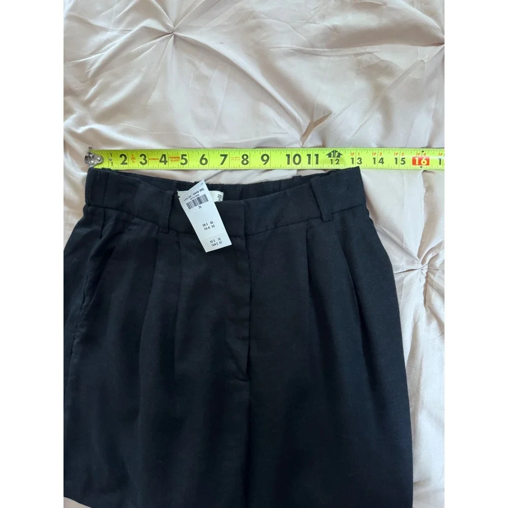 NWT Abercrombie & Fitch Black Linen Blend Pleated High Rise Shorts Size 26 2R